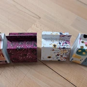 BASTELPAKET 20 Stück ! Evangelistische Geschenke zum selbst basteln DEUTSCH 5x5x3,5 cm