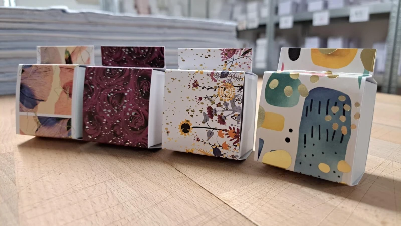 BASTELPAKET 60 Stück ! Evangelistische Geschenke zum selbst basteln DEUTSCH 5x5x3,5 cm