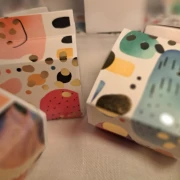 BASTELPAKET 60 Stück ! Evangelistische Geschenke zum selbst basteln DEUTSCH 5x5x3,5 cm